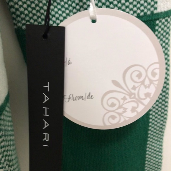 Tahari sweater - Picture 4 of 4